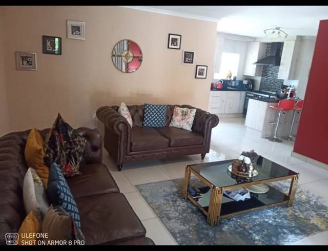 3 BEDROOM HOUSE FOR SALE IN DALPARK EXT 1